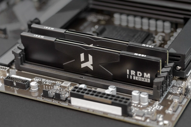 Mémoire IRDM DDR5 32GB (2x16GB) 6400MHz CL32 noire