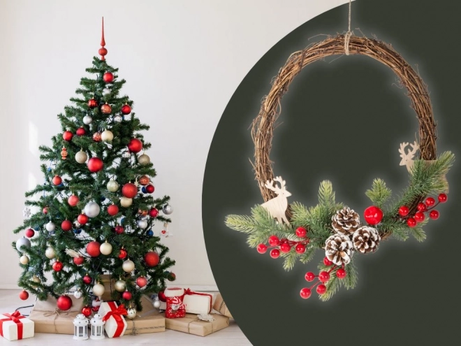 Weihnachtliche Dekorative Girlande mit Verzierungen