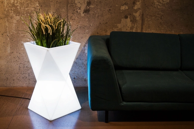 Witte bloempot Valencia met verlichting