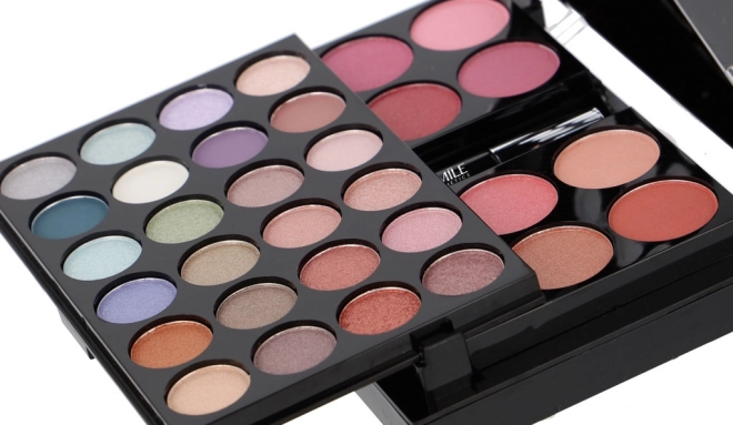 Cosmetica set All You Need to Go