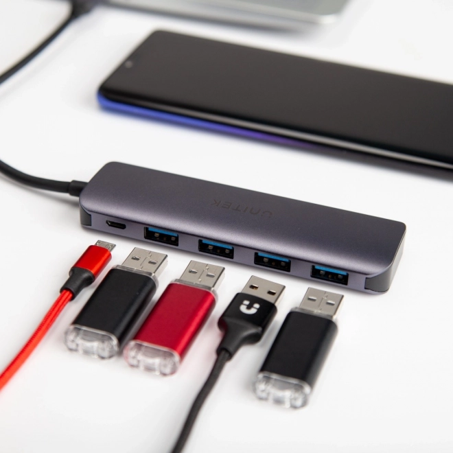 USB hub 4x USB 3.1 Gen1 microUSB power