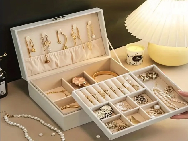 Elegant Jewelry Box Organizer with Key