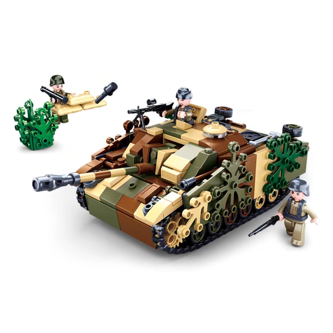 Realistische gecamoufleerde tank met beweegbare onderdelen