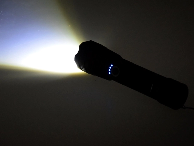 Krachtige LED-zaklamp USB waterdicht