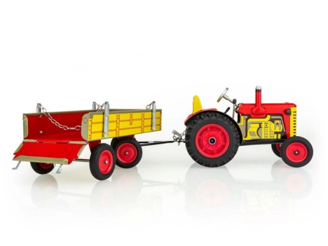 Tractor Zetor met aanhanger rood op sleutel metaal 28cm Kovap in doos