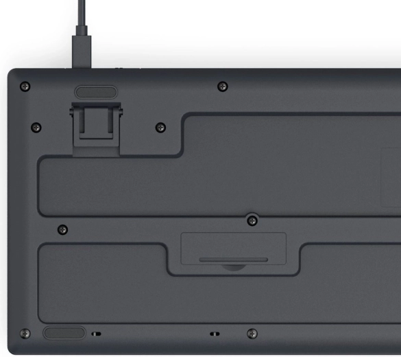 Adjustable tilt angle
