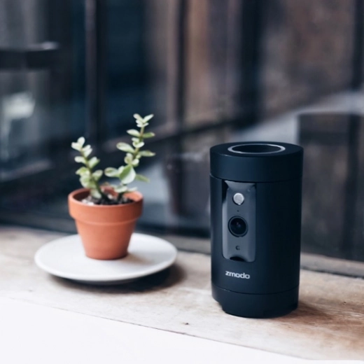 360° camera with automatic rotation and night vision