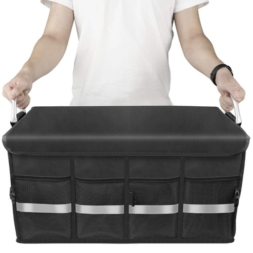 Metal handles for easy carrying