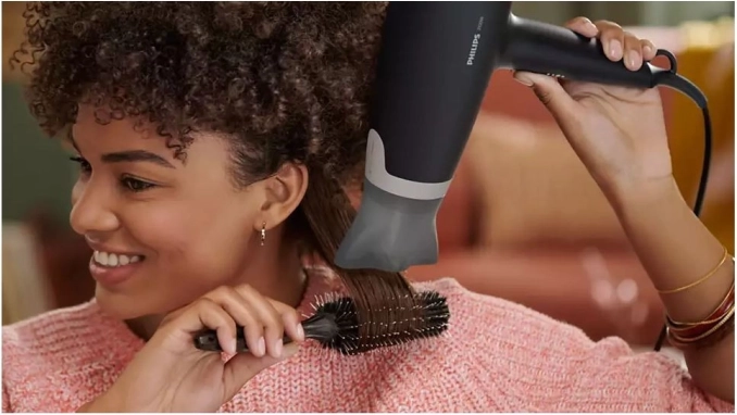 Ionization for smooth and shiny hair