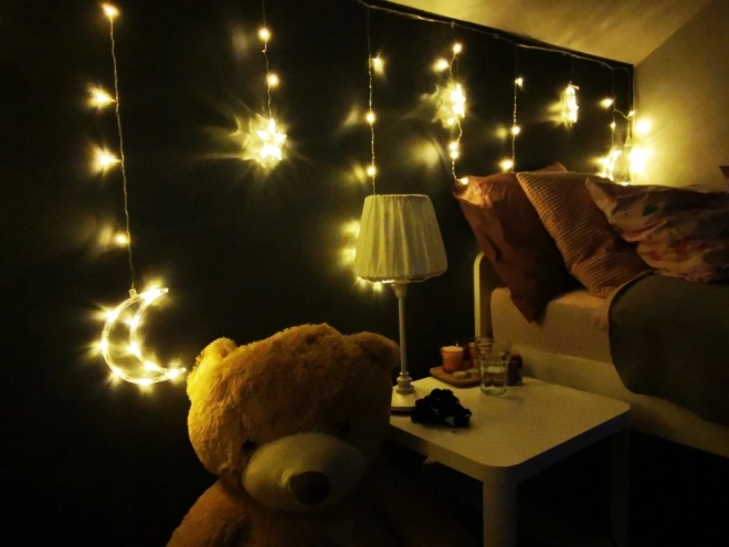 Éclairage décoratif LED Lune et Étoiles 96 LED