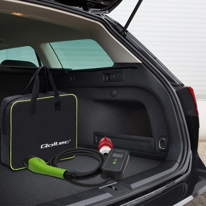 Mobile Charger for Electric Vehicles Qoltec