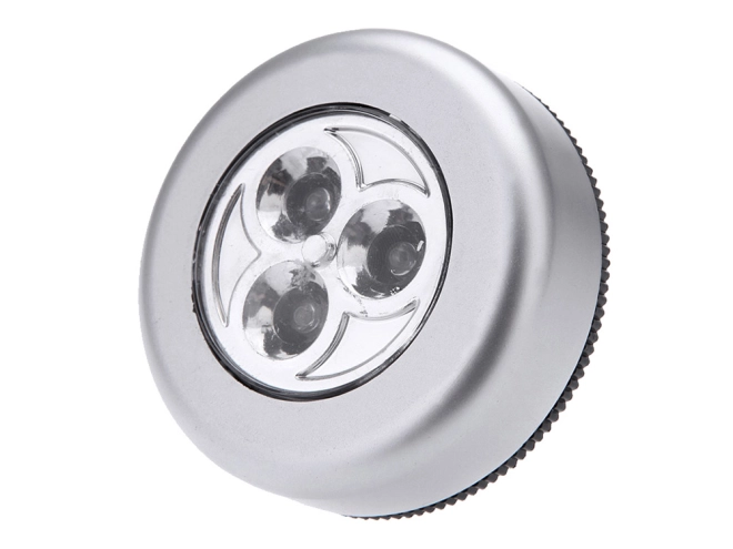Helder en zuinig 3× LED