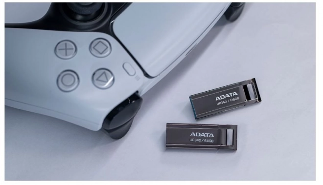 UR340 64GB USB3.2 Gen1 Flash-schijf zwart