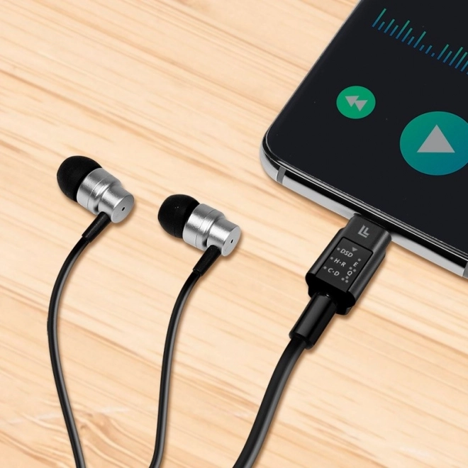 Adaptateur audio USB-C/M vers 3.5mm/F avec DAC et EQ
