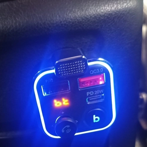 Bluetooth FM Transmitter Mit Ladegerät