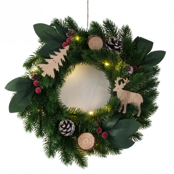 Weihnachtlicher LED-Kranz mit Dekorationen