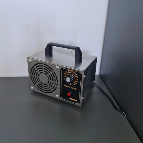 Moderner tragbarer Ozon Generator zur Desinfektion