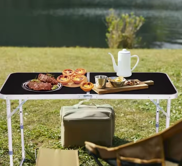Opvouwbare campingtafel met verstelbare hoogte 120x60 cm zwart