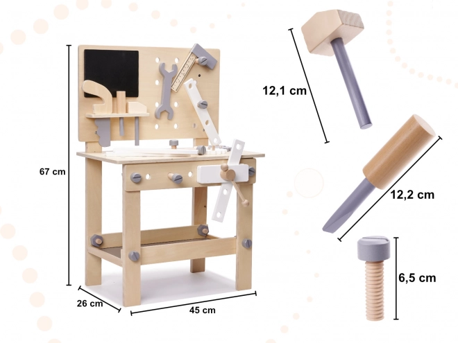 Houten werkplaats met gereedschap