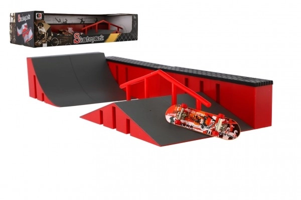 Fingerboard Skatepark with Ramp