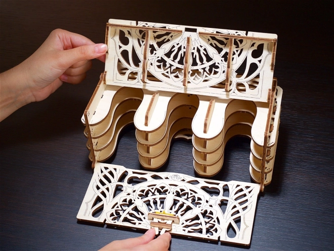 Doos voor verzamelkaarten Ugears 3D houten mechanische puzzel