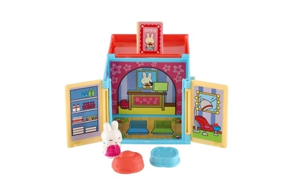Plastic huisje met huisdier