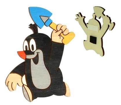 Wooden decorative magnet Mole with shovel