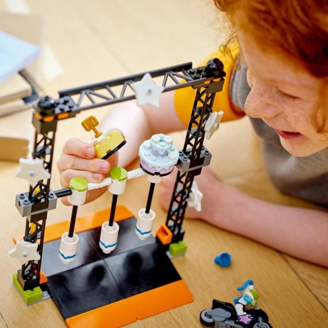 LEGO® City Stuntuitdaging met Hamer