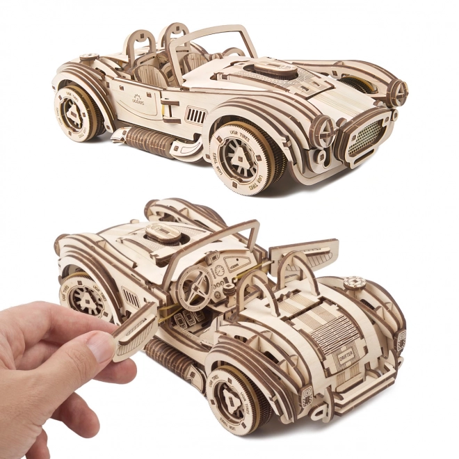 Ugears 3D houten mechanische puzzel Drijvende Racewagen Cobra