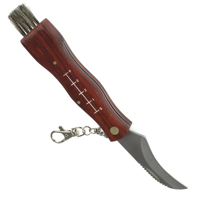 Folding blade for safe transport