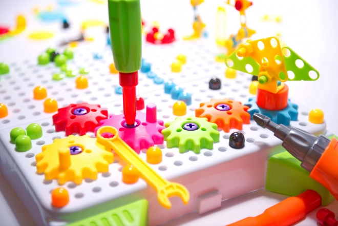 Educatieve bouwset met boormachine in koffertje