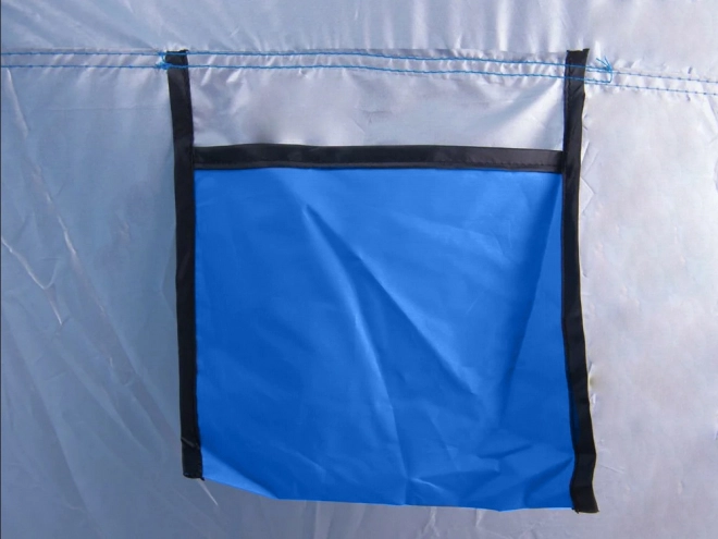 Tente de plage avec vestiaire, douche et WC