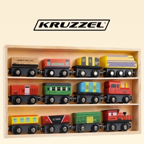 Houten treinen met wagons - 3 locomotieven en 9 wagons