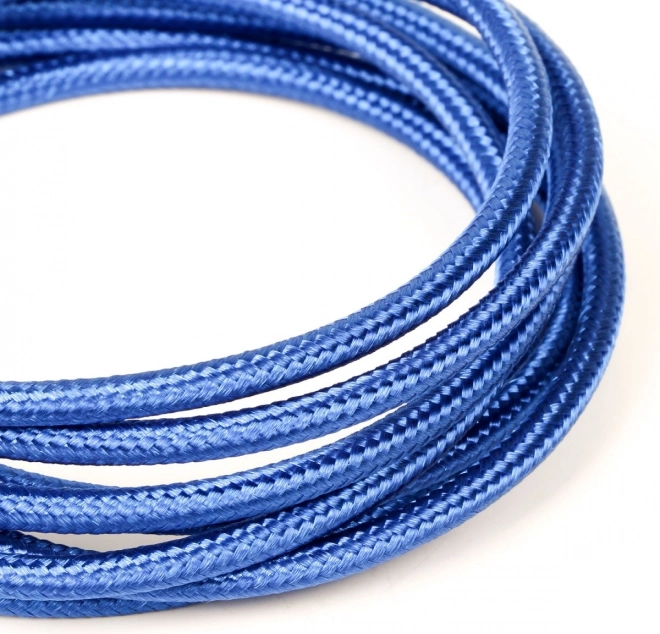 Durable fabric braid against tangling