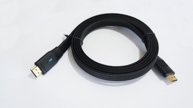 Câble HDMI plat 2.1 2 m noir 8K