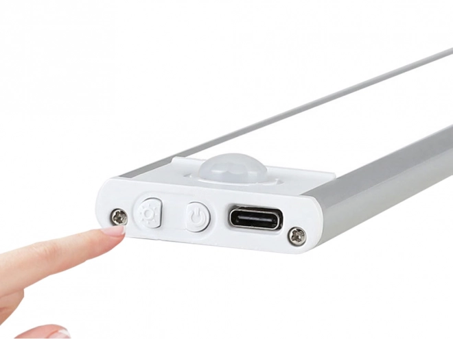 LED-Unterbauleuchte mit USB-Anschluss und Bewegungsmelder