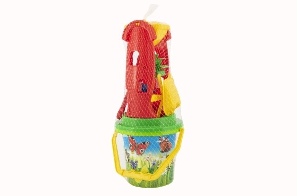 Zandset met vormpjes en molen
