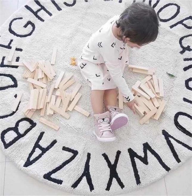Round Rug with Alphabet Pattern