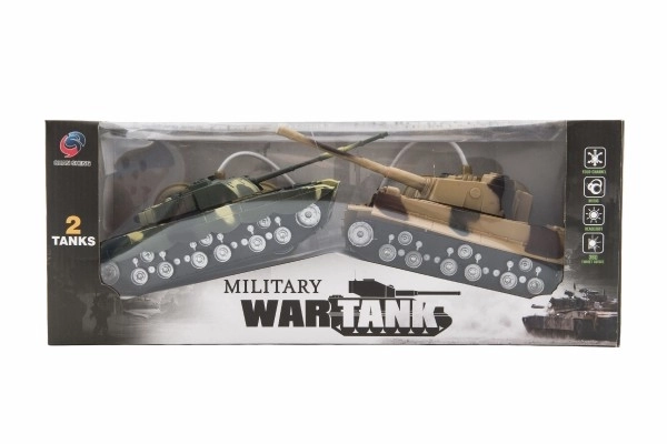 Twee RC-tanks 1:32 met effecten