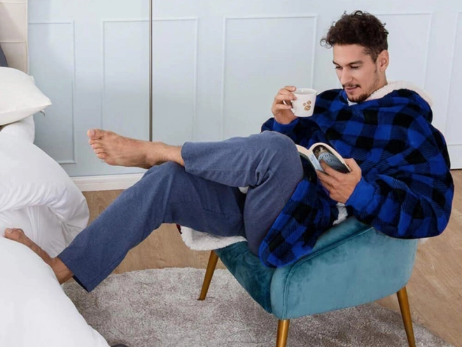 Warm Oversize Hoodie Blanket with Hood