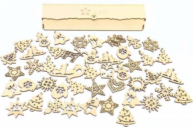 Zauber des Holzes Weihnachtsbaumschmuck in Schachtel 48 Stk.