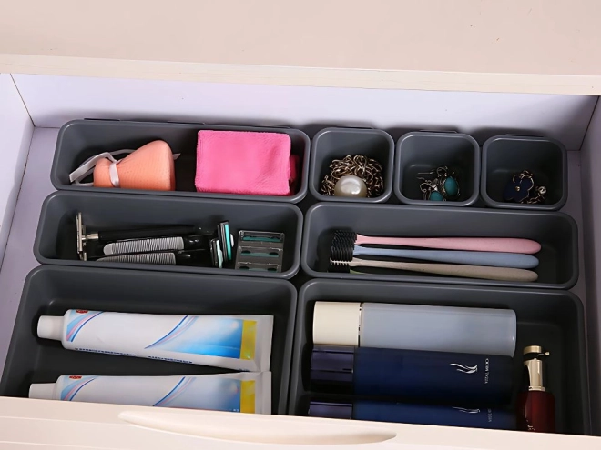 Set van 8 kunststof organizers voor lades