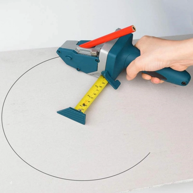 Couteau pour couper des plaques de plâtre avec échelle
