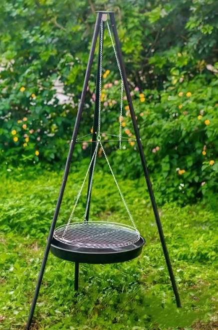 Garden Fireplace Grill with Tripod Grate