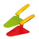 Gowi children's sand scoop