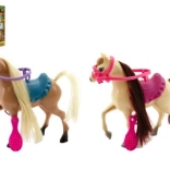 Grooming horse with accessories, plastic, 16 cm